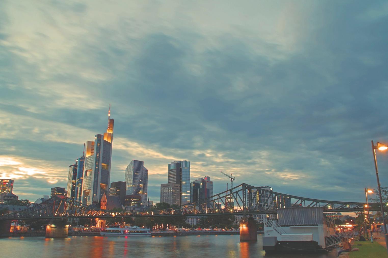 Визуализация туристических данных и трендов